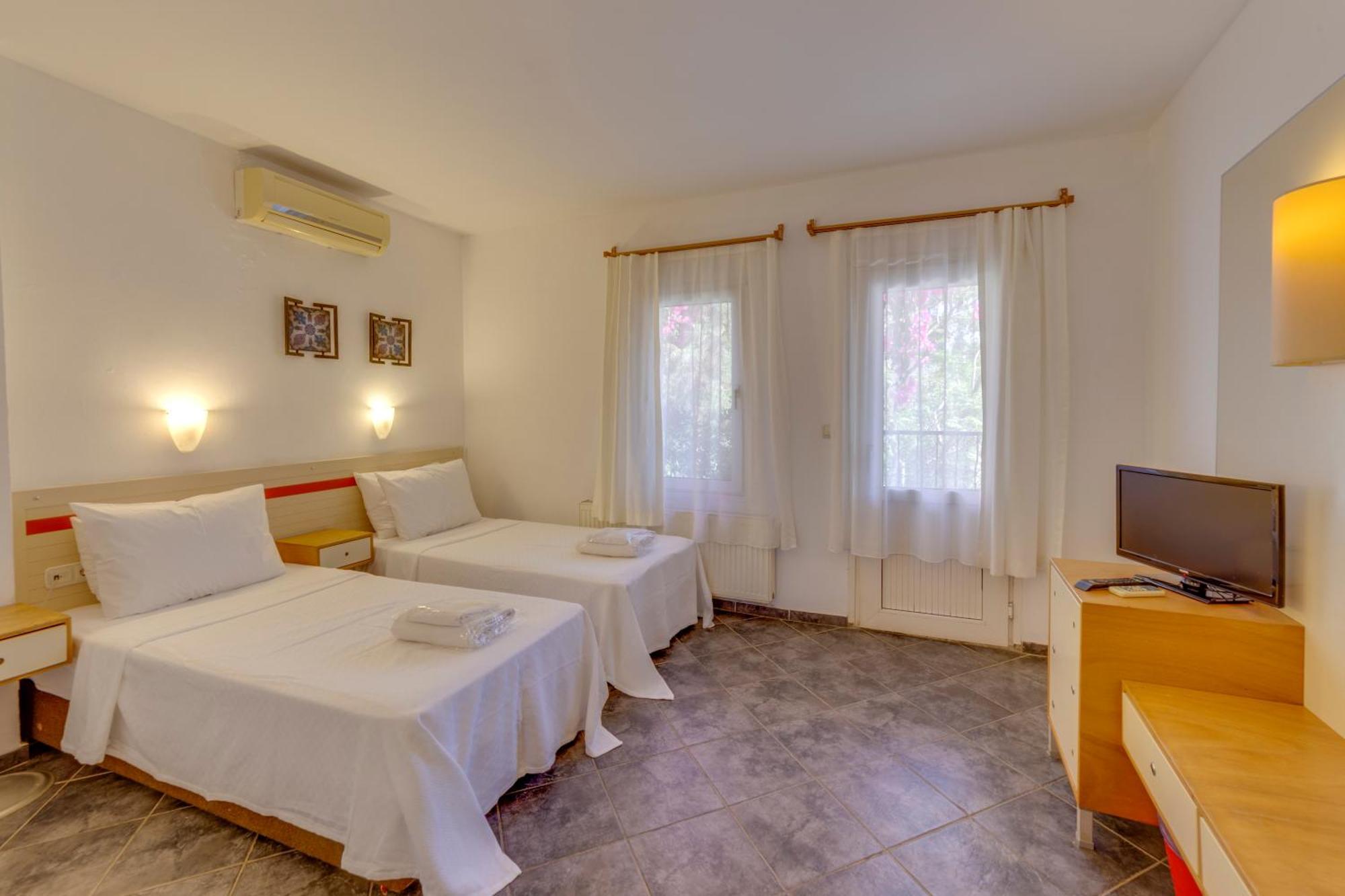 Serhan Hotel Gumbet ภายนอก รูปภาพ